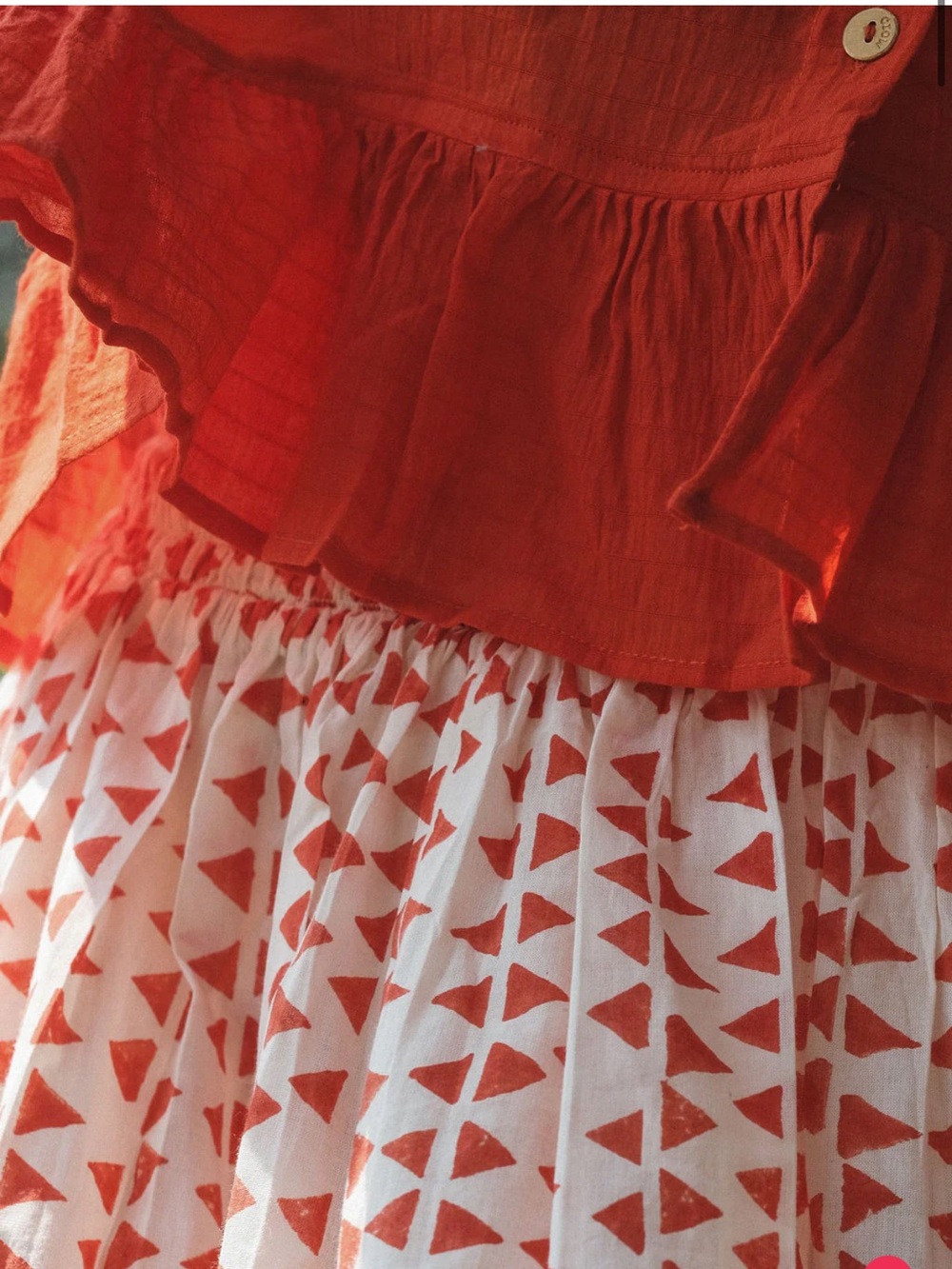 World of Crow The Scarlet Frill Top XL - Picture 3 of 11